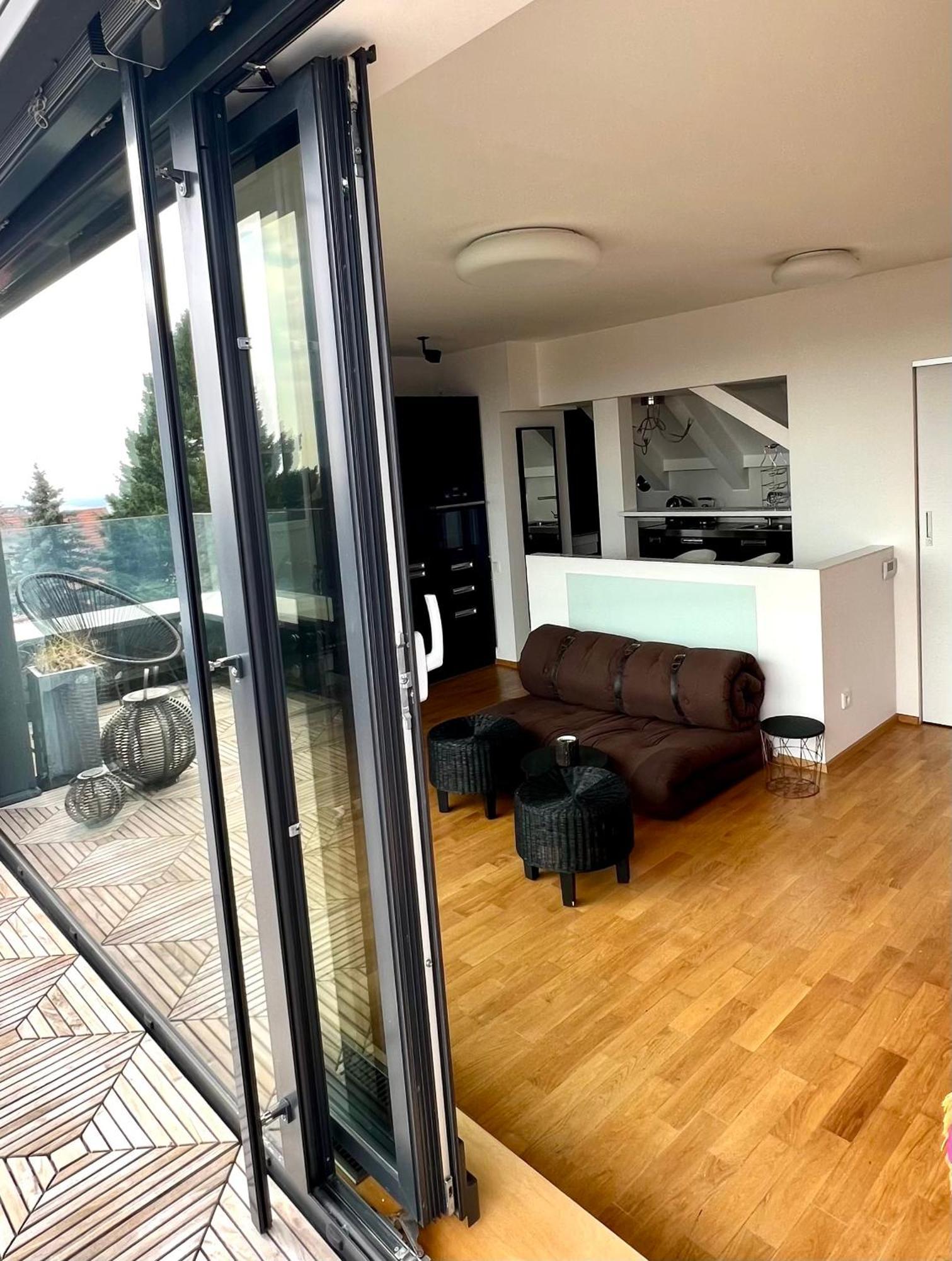 Apartman Se Saunou A Terasou S Vyhledem Na Brno Extérieur photo